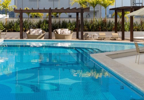 splendia-tower-piscina-1920x1200